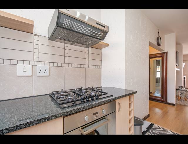 2 BEDROOM APARTMENT FOR SALE IN BLACKHEATH